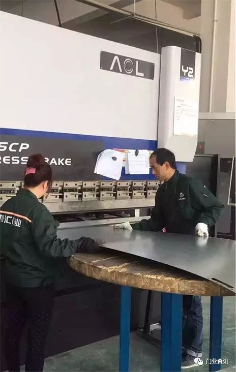 從規(guī)模到品質(zhì)的躍遷 解析大型防火門廠為何加碼高端甲級鋼質(zhì)防火門市場